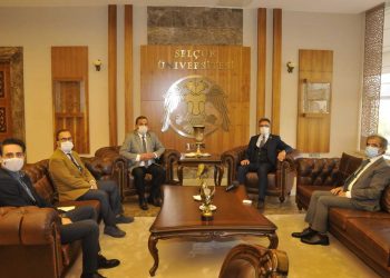 SELÇUK ÜNİVERSİTESİ VE BEYŞEHİR TİCARET VE SANAYİ ODASI ARASINDA TEZSİZ YÜKSEK LİSANS PROGRAMLARI İŞBİRLİĞİ PROTOKOLÜ İMZALANDI