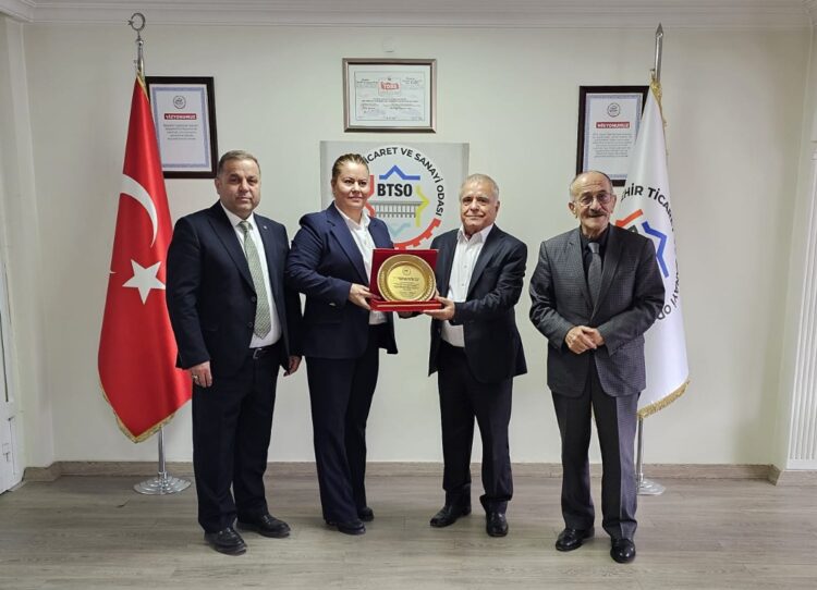 BEYŞEHİR TSO’DAN VERGİ REKORTMENLERİNE PLAKET